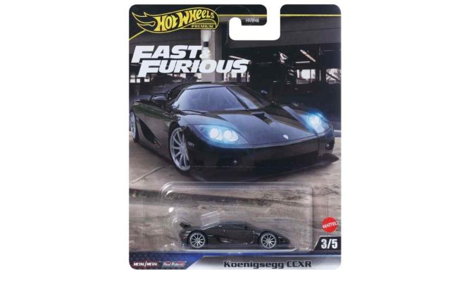 Hot Wheels Premium với bánh cao su Real Riders gầm kim loại