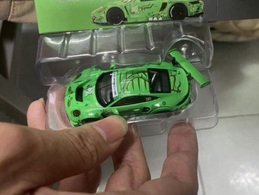 Cánh gió dễ gãy