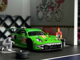 Xe đua Porsche 911 GT3 R Rexy của đội AO Racing 