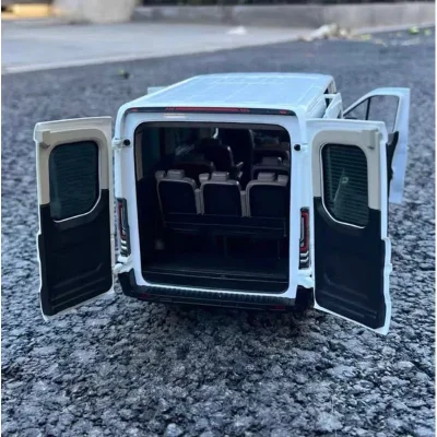 mô hình xe ford transit