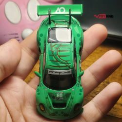Cua dau xe va nắp capo mo hinh Mini GT Porsche 911 GT3 R Rexy tai xanh